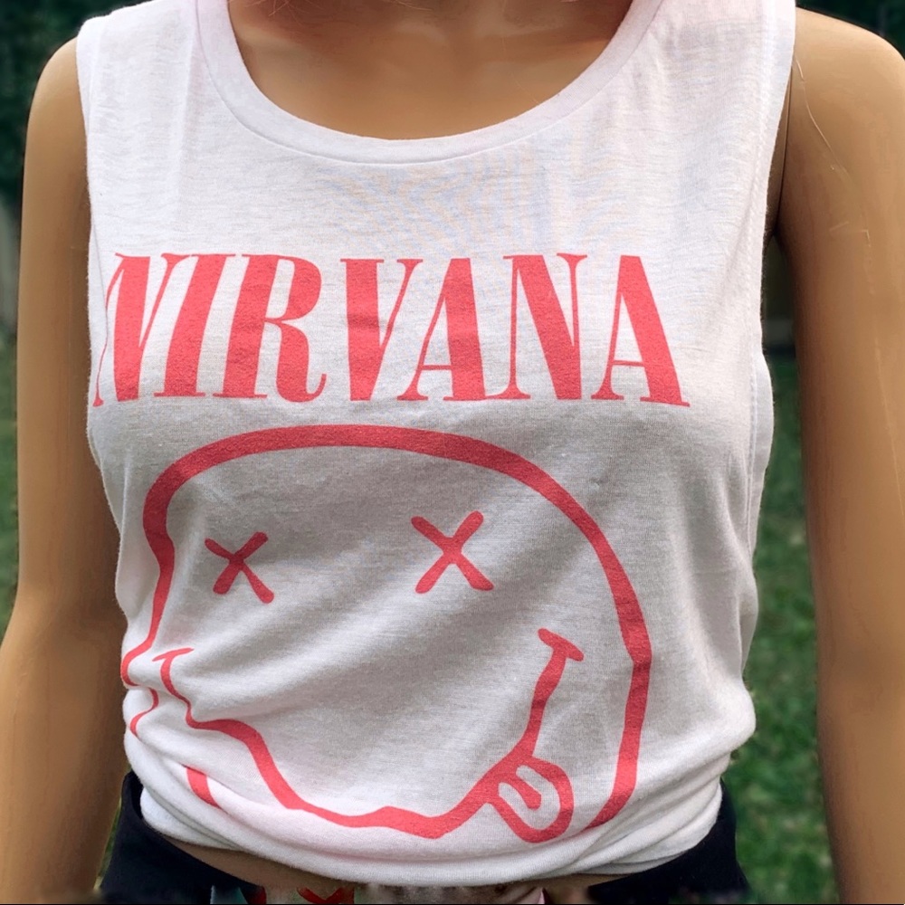 Nirvana sleeveless open-back shirt